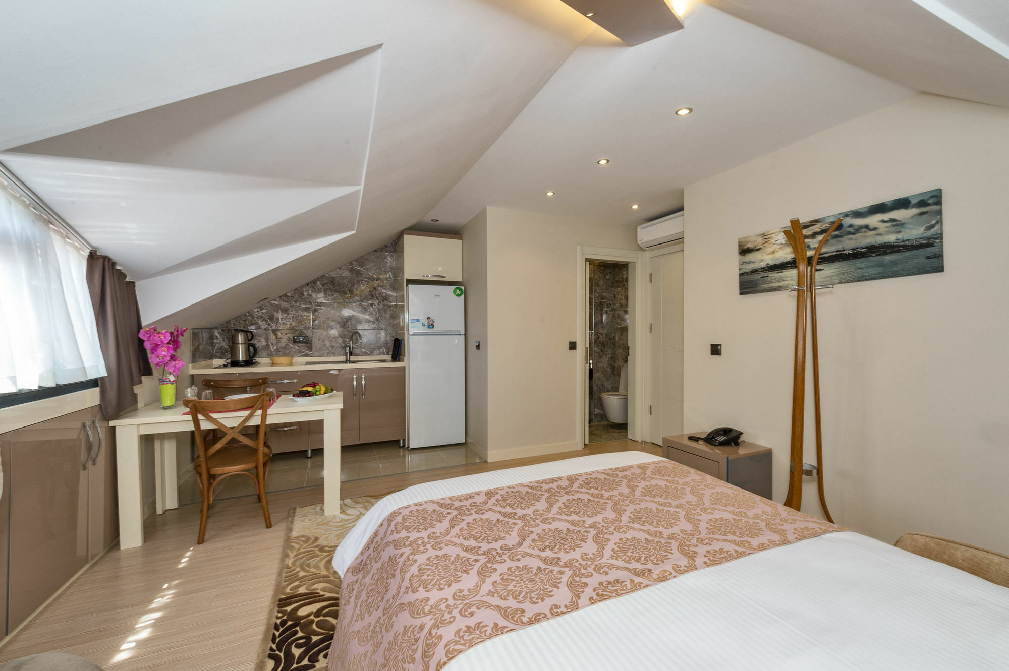 Apart Otel Gen 3*